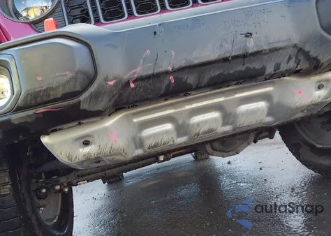 2024 Jeep Gladiator Mojave z USA, uszkodzony, nr VIN 1C6JJTEG5RL126933